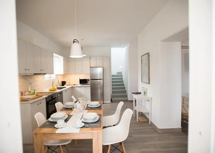 ヴィラ Tiffanys *