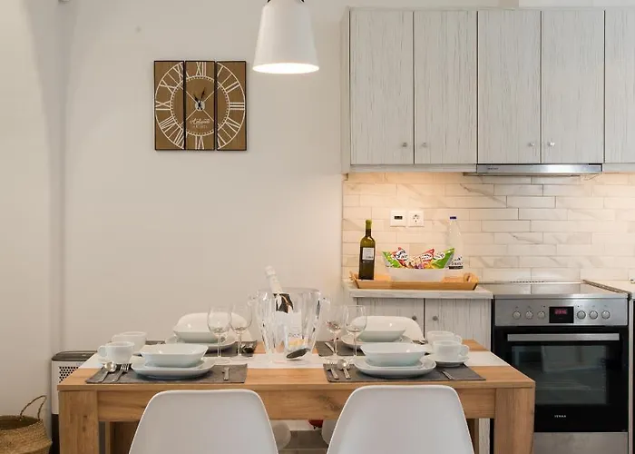 ヴィラ Tiffanys *