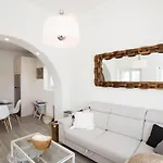 Tiffanys Villa Plintri