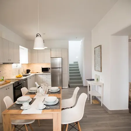 ヴィラ Tiffanys *