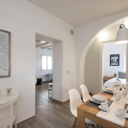 ヴィラ Tiffanys *